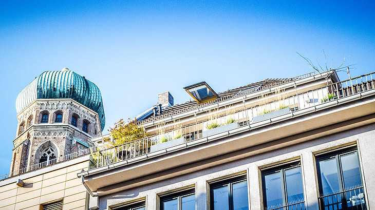 Dachterrassenwohnungen in München bieten spektakuläre Panoramaaussicht und Privatsphäre (©Foto: iStock-herrzwo)